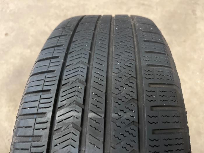 Velgen set + banden van een Hyundai Tucson (TL) 2.0 CRDi 16V High Power 4WD 2019