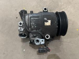 Gebruikte Aircopomp Volkswagen Polo V (6R) 1.2 12V BlueMotion Technology Prijs € 75,00 Margeregeling aangeboden door F. van den Mosselaar autodemontage