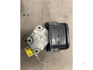 Gebruikte Motorrubber Citroen C4 Berline (LC) 1.6 HDi 16V Prijs € 15,00 Margeregeling aangeboden door F. van den Mosselaar autodemontage