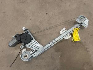 Gebruikte Raammechaniek 4Deurs rechts-achter Peugeot 206 SW (2E/K) 1.4 16V Prijs € 35,00 Margeregeling aangeboden door F. van den Mosselaar autodemontage