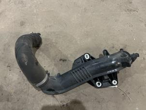 Gebruikte Intercooler Buis Audi A4 Avant (B8) 1.8 TFSI 16V Prijs € 20,00 Margeregeling aangeboden door F. van den Mosselaar autodemontage