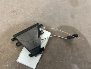 Gebruikte Sensor Licht Audi E-tron (GEN) 50 quattro Prijs € 15,00 Margeregeling aangeboden door F. van den Mosselaar autodemontage