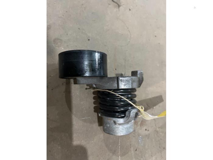Gebruikte Spanrol Multiriem Renault Captur I (2R) 0.9 Energy TCE 12V Prijs € 15,00 Margeregeling aangeboden door F. van den Mosselaar autodemontage