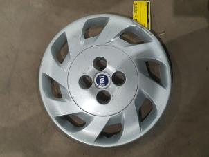 Gebruikte Wieldop Fiat Punto II (188) Prijs € 10,00 Margeregeling aangeboden door F. van den Mosselaar autodemontage