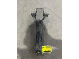 Gebruikte Motorsteun Ford Transit 2.0 TDCi 16V 260S Prijs € 20,00 Margeregeling aangeboden door F. van den Mosselaar autodemontage