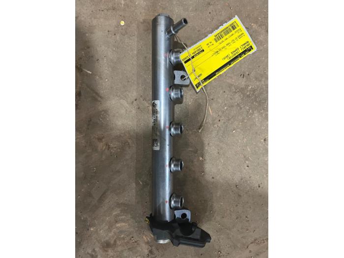 Gebruikte Injector brug Renault Espace (RFCJ) 1.6 Energy dCi 160 Prijs € 50,00 Margeregeling aangeboden door F. van den Mosselaar autodemontage