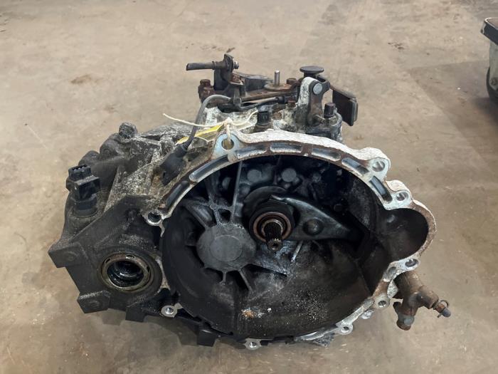 Gebruikte Versnellingsbak Kia Venga 1.4 CRDi 16V Prijs € 150,00 Margeregeling aangeboden door F. van den Mosselaar autodemontage