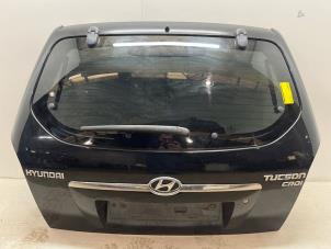 Gebruikte Achterklep Hyundai Tucson (JM) 2.0 CRDi 16V 4x2 Prijs € 150,00 Margeregeling aangeboden door F. van den Mosselaar autodemontage