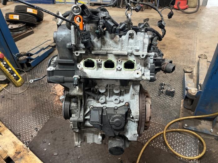 Gebruikte Motor Seat Mii 1.0 12V Prijs € 250,00 Margeregeling aangeboden door F. van den Mosselaar autodemontage