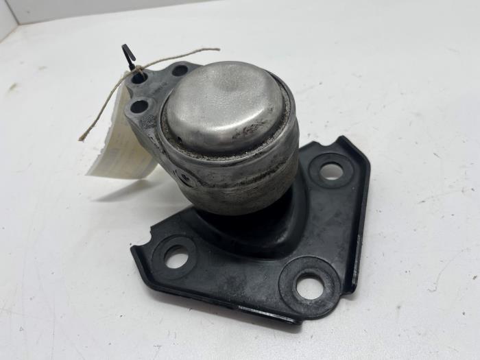Gebruikte Motorrubber Ford Fiesta 5 (JD/JH) 1.3 Prijs € 15,00 Margeregeling aangeboden door F. van den Mosselaar autodemontage