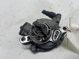 Gebruikte Videpomp (Diesel) Peugeot Partner (GC/GF/GG/GJ/GK) 1.6 BlueHDI 75 Prijs € 15,00 Margeregeling aangeboden door F. van den Mosselaar autodemontage