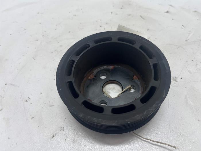 Gebruikte Waterpomp poelie Jaguar XE 2.0 D E-Performance 16V Prijs € 15,00 Margeregeling aangeboden door F. van den Mosselaar autodemontage