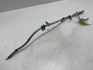 Gebruikte Peilstok Olie Jaguar XE 2.0 D E-Performance 16V Prijs € 15,00 Margeregeling aangeboden door F. van den Mosselaar autodemontage