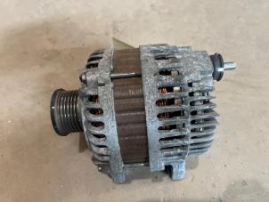 Gebruikte Dynamo Nissan Qashqai (J10) 2.0 16V Prijs € 50,00 Margeregeling aangeboden door F. van den Mosselaar autodemontage