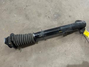 Gebruikte Mac Phersonpoot links-voor Mercedes E (W124) 2.2 E-220 16V Prijs € 35,00 Margeregeling aangeboden door F. van den Mosselaar autodemontage