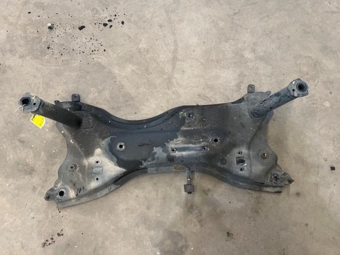 Gebruikte Subframe Nissan Pixo (D31S) 1.0 12V Prijs € 75,00 Margeregeling aangeboden door F. van den Mosselaar autodemontage