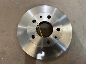 Gebruikte Remschijf voor Peugeot Boxer (230L) 1.9D Prijs € 20,00 Margeregeling aangeboden door F. van den Mosselaar autodemontage
