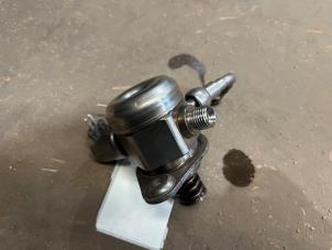 Gebruikte Hogedrukpomp Ford Focus 3 1.0 Ti-VCT EcoBoost 12V 100 Prijs € 35,00 Margeregeling aangeboden door F. van den Mosselaar autodemontage