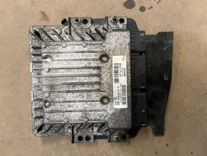 Gebruikte Computer Motormanagement Renault Megane III Grandtour (KZ) 1.5 dCi 110 Prijs € 45,00 Margeregeling aangeboden door F. van den Mosselaar autodemontage