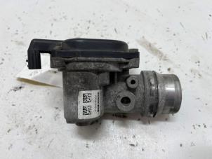 Gebruikte Gasklephuis Renault Megane III Grandtour (KZ) 1.5 dCi 110 Prijs € 22,50 Margeregeling aangeboden door F. van den Mosselaar autodemontage
