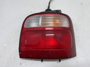 Gebruikte Achterlicht rechts Suzuki Alto (SH410) 1.0 GA,GL Prijs € 14,50 Margeregeling aangeboden door F. van den Mosselaar autodemontage