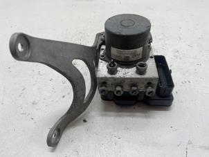 Gebruikte ABS Pomp Opel Insignia Grand Sport 1.5 Turbo 16V 165 Prijs € 200,00 Margeregeling aangeboden door F. van den Mosselaar autodemontage