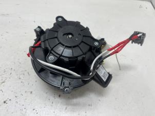 Gebruikte Aanjager Opel Insignia Grand Sport 1.5 Turbo 16V 165 Prijs € 65,00 Margeregeling aangeboden door F. van den Mosselaar autodemontage