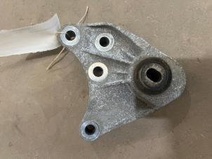 Gebruikte Motorsteun Opel Insignia Grand Sport 1.5 Turbo 16V 165 Prijs € 15,00 Margeregeling aangeboden door F. van den Mosselaar autodemontage