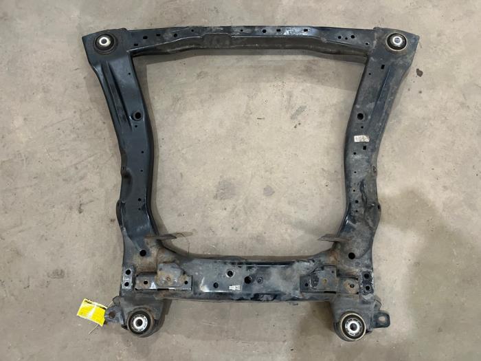 Gebruikte Subframe Opel Insignia Grand Sport 1.5 Turbo 16V 165 Prijs € 150,00 Margeregeling aangeboden door F. van den Mosselaar autodemontage