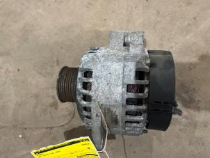 Gebruikte Dynamo Opel Astra H GTC (L08) 1.9 CDTi 120 Prijs € 35,00 Margeregeling aangeboden door F. van den Mosselaar autodemontage