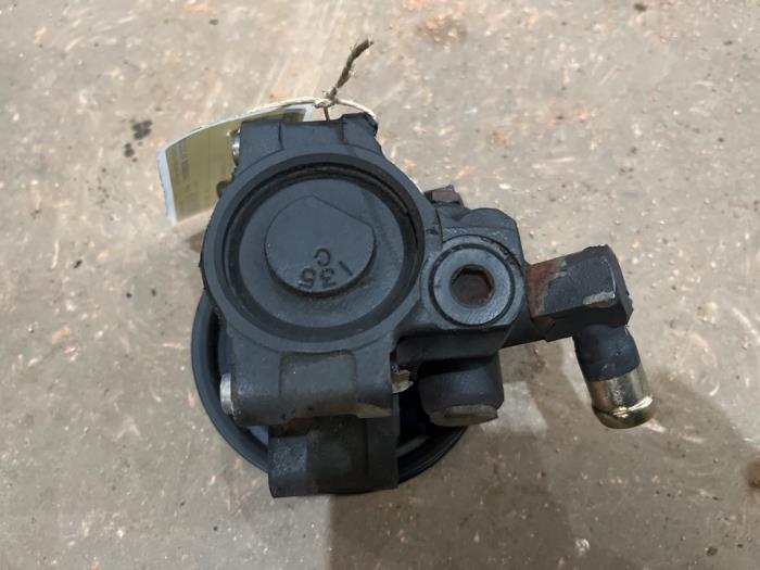 Gebruikte Servopomp Ford Fusion 1.4 16V Prijs € 35,00 Margeregeling aangeboden door F. van den Mosselaar autodemontage