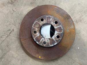 Gebruikte Remschijf voor Mazda 3 Sport (BL14/BLA4/BLB4) 1.6i MZR 16V Prijs € 25,00 Margeregeling aangeboden door F. van den Mosselaar autodemontage