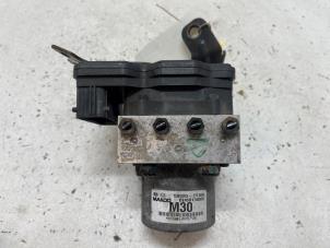 Gebruikte ABS Pomp Hyundai iX35 (LM) 1.6 GDI 16V Prijs € 35,00 Margeregeling aangeboden door F. van den Mosselaar autodemontage