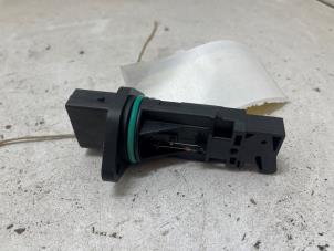 Gebruikte Luchtmassameter BMW 3 serie (E93) 320i 16V Prijs € 15,00 Margeregeling aangeboden door F. van den Mosselaar autodemontage