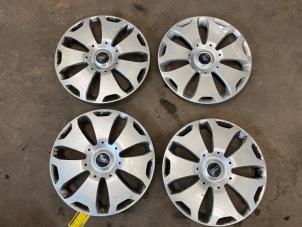 Gebruikte Wieldop set Ford Mondeo IV 1.8 TDCi 100 16V Prijs € 30,00 Margeregeling aangeboden door F. van den Mosselaar autodemontage