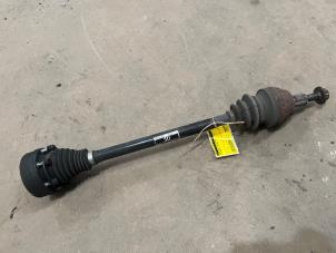 Gebruikte Aandrijfas links-achter Volkswagen Sharan (7N) 2.0 TDI 16V Prijs € 70,00 Margeregeling aangeboden door F. van den Mosselaar autodemontage