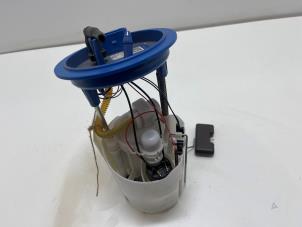 Gebruikte Tank element Pomp Volkswagen Polo VI (AW1) 1.0 TSI 12V Prijs € 50,00 Margeregeling aangeboden door F. van den Mosselaar autodemontage