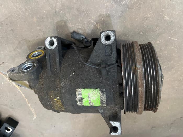 Gebruikte Aircopomp Volvo S40 (MS) 2.5 T5 20V Prijs € 75,00 Margeregeling aangeboden door F. van den Mosselaar autodemontage