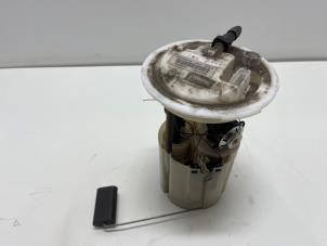 Gebruikte Tank element Pomp Volvo S40 (MS) 2.5 T5 20V Prijs € 35,00 Margeregeling aangeboden door F. van den Mosselaar autodemontage