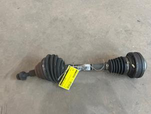 Gebruikte Aandrijfas links-voor Seat Altea XL (5P5) 2.0 TDI DPF Prijs € 50,00 Margeregeling aangeboden door F. van den Mosselaar autodemontage