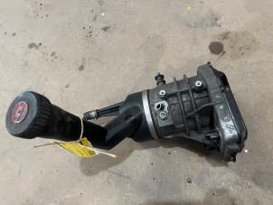 Gebruikte Pomp Servo Citroen C4 Grand Picasso (UA) 1.6 16V THP Sensodrive,GT THP Prijs € 50,00 Margeregeling aangeboden door F. van den Mosselaar autodemontage
