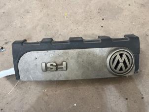 Gebruikte Kleppendeksel Volkswagen Passat (3C2) 2.0 FSI 16V Prijs € 20,00 Margeregeling aangeboden door F. van den Mosselaar autodemontage