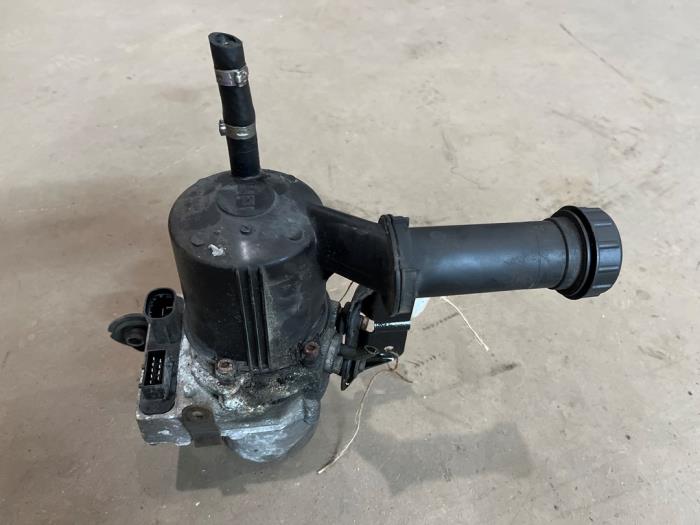 Gebruikte Pomp Servo Peugeot 307 SW (3H) 1.6 16V Prijs € 70,00 Margeregeling aangeboden door F. van den Mosselaar autodemontage