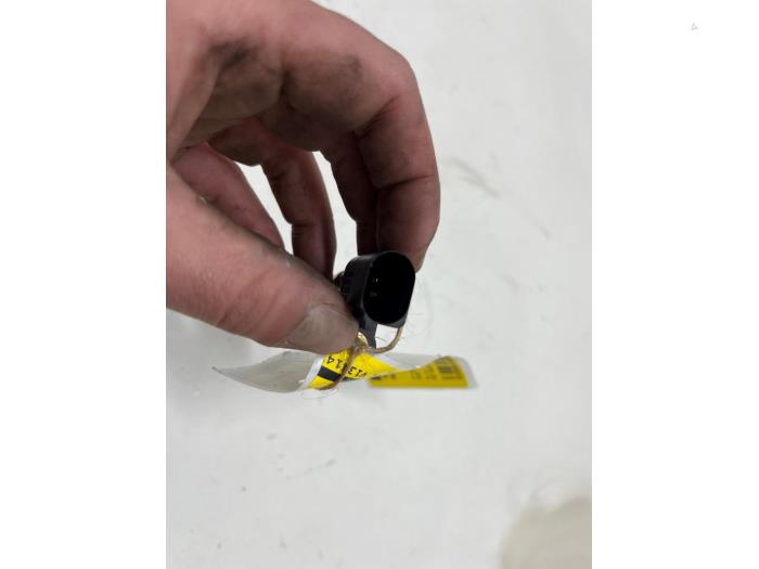 Temperatuursensor Motor van een Audi A3 Limousine (8YS) 2.0 30 TDI 16V 2021