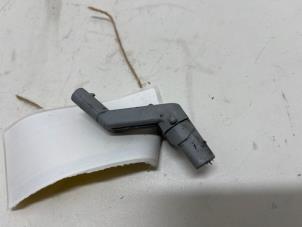 Gebruikte Krukas sensor Audi A3 Limousine (8YS) 2.0 30 TDI 16V Prijs € 15,00 Margeregeling aangeboden door F. van den Mosselaar autodemontage