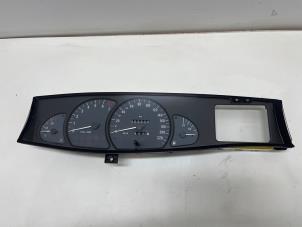 Gebruikte Tellerklok Opel Omega B Caravan (21/22/23) 2.2 16V Prijs € 20,00 Margeregeling aangeboden door F. van den Mosselaar autodemontage