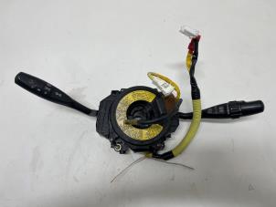 Gebruikte Combischakelaar Stuurkolom Mitsubishi Colt (CJ) 1.3 GL,GLX 12V Prijs € 20,00 Margeregeling aangeboden door F. van den Mosselaar autodemontage
