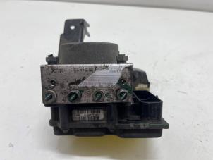 Gebruikte ABS Pomp Dacia Duster (HS) 1.6 16V Prijs € 125,00 Margeregeling aangeboden door F. van den Mosselaar autodemontage