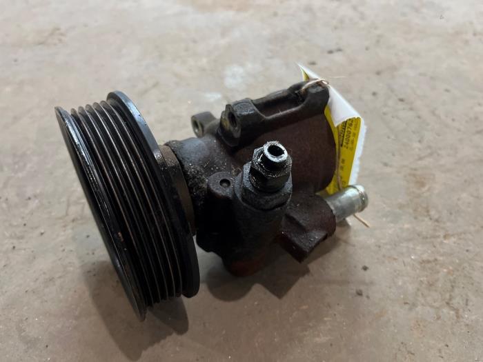Gebruikte Servopomp Seat Arosa (6H1) 1.4 MPi Prijs € 25,00 Margeregeling aangeboden door F. van den Mosselaar autodemontage