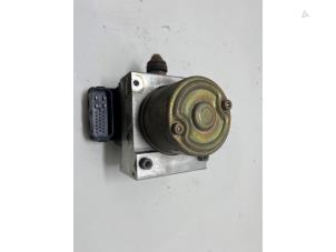 Gebruikte ABS Pomp Suzuki Alto (RF410) 1.1 16V Prijs € 45,00 Margeregeling aangeboden door F. van den Mosselaar autodemontage